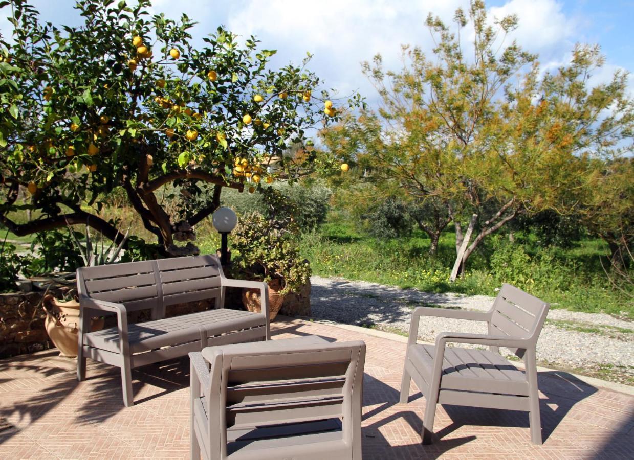 Caronia Marina Tenuta Piana1 Con Accesso Diretto Al Mare מראה חיצוני תמונה